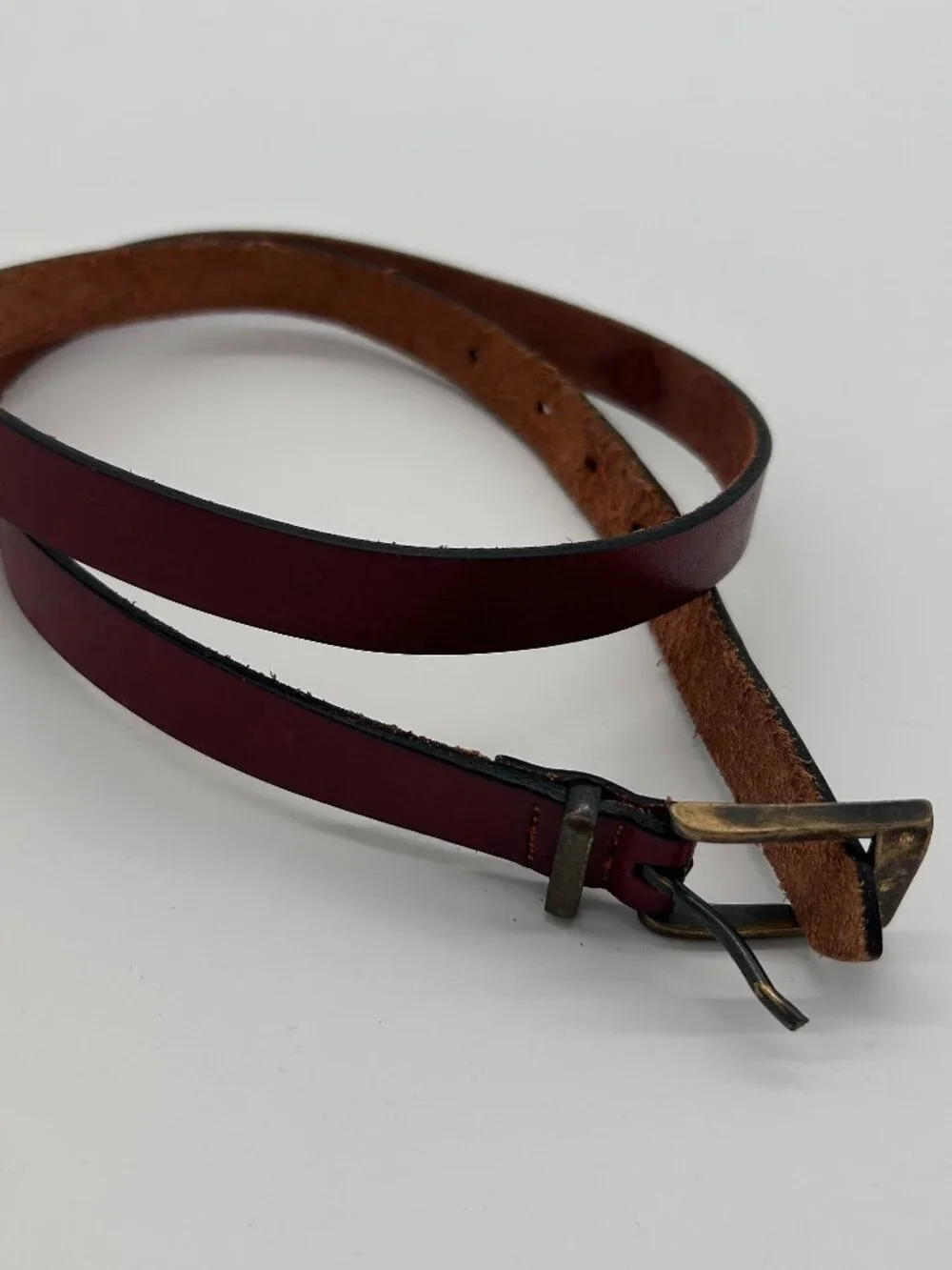 Levi's Vintage Brown Genuine Leather Belt - Made in USA - Womens Size 31 - 34 - Picture 1 of 7